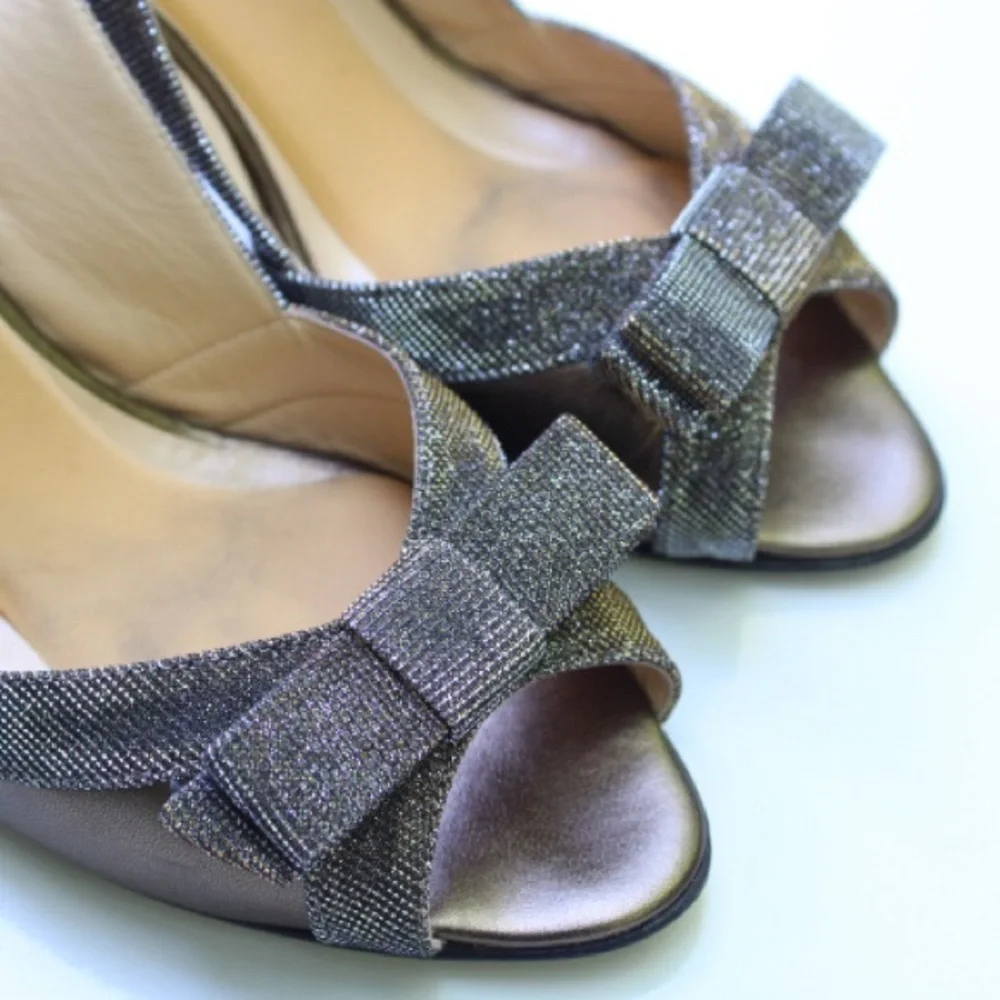 Kate Spade sling back bow pumps
